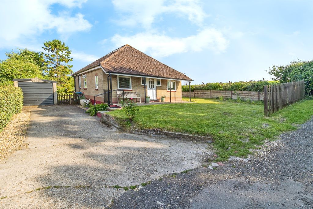 Property photo 2 of 21