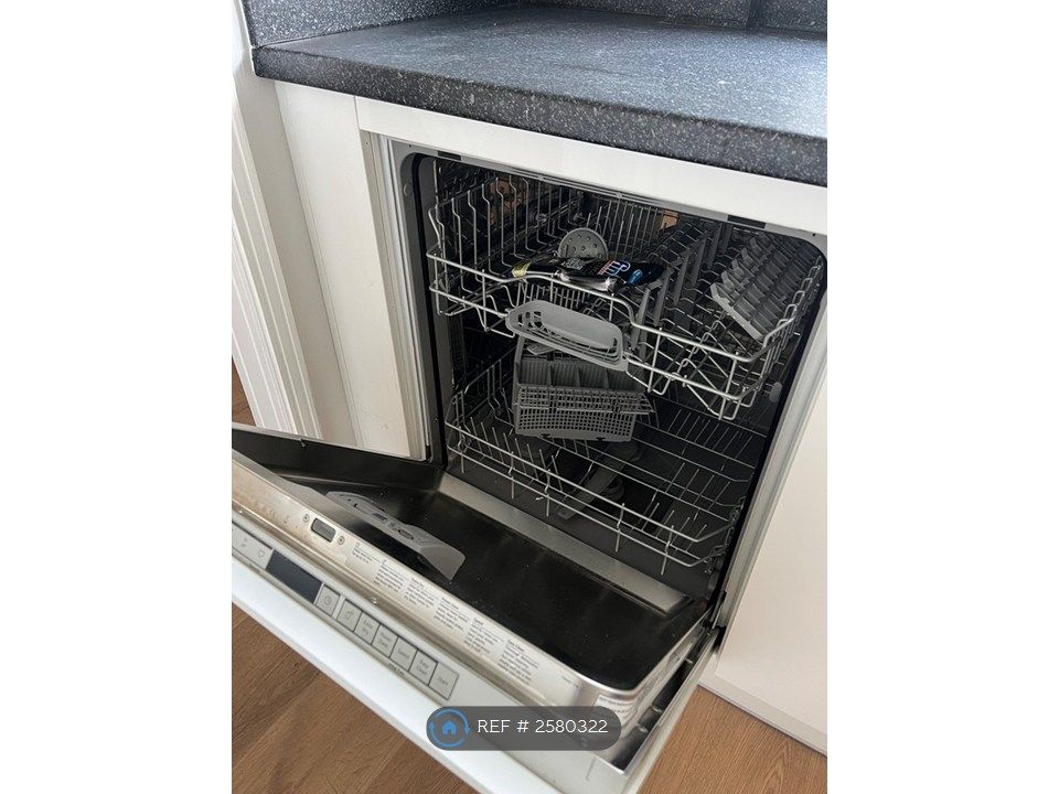 Property photo 3 of 35 Dishwasher