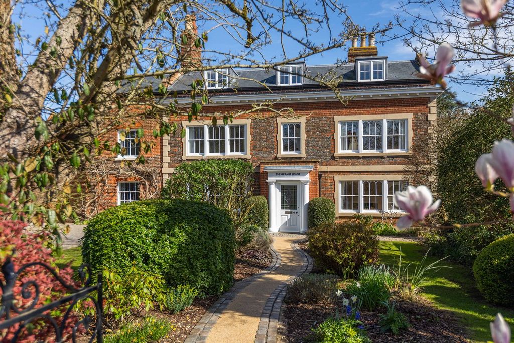 Additional image 39 of 8 bed detached house for saleLondon Road, Hitchin SG4