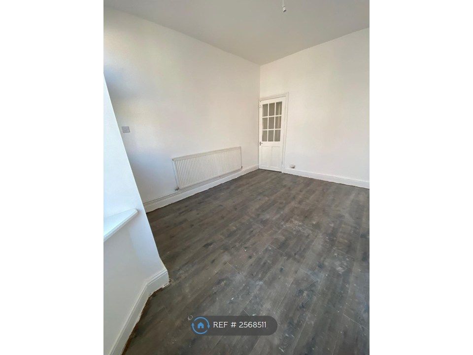 Property photo 3 of 24