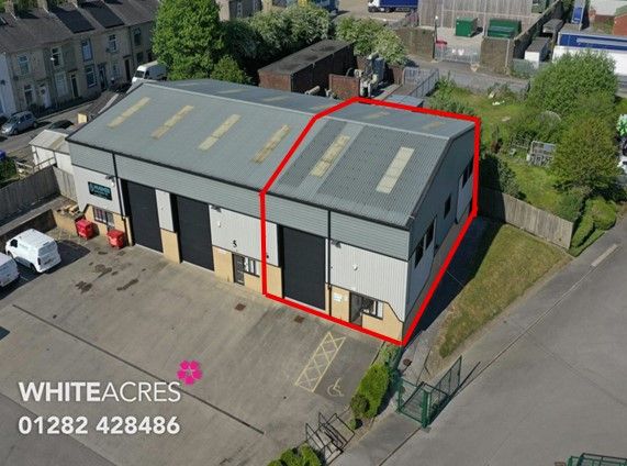 Property photo 1 of 7 Photo 9