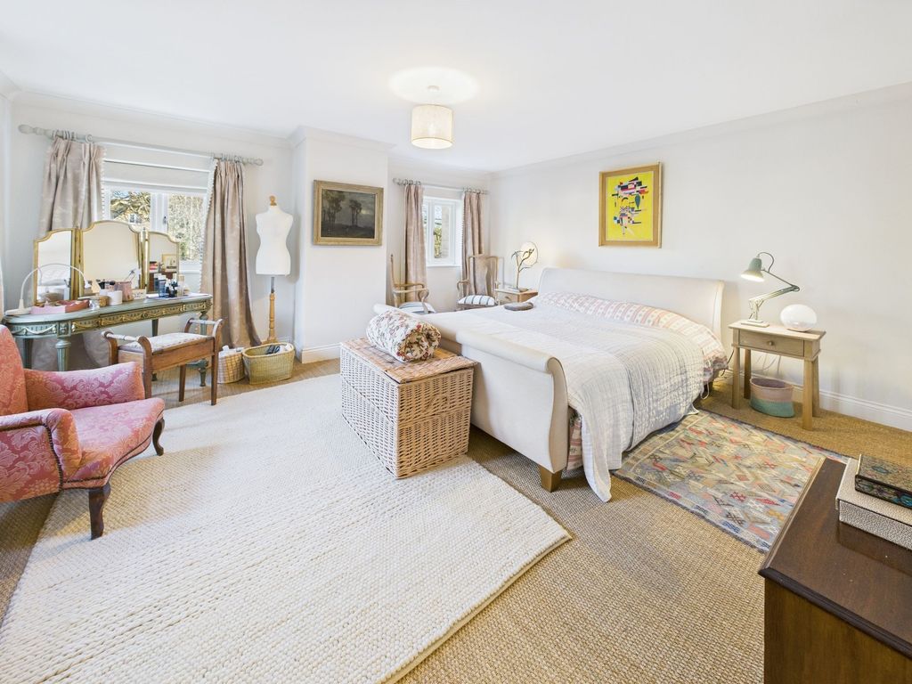 Additional image 12 of 4 bed detached house for saleWychwood Close, Charlbury, Chipping Norton OX7