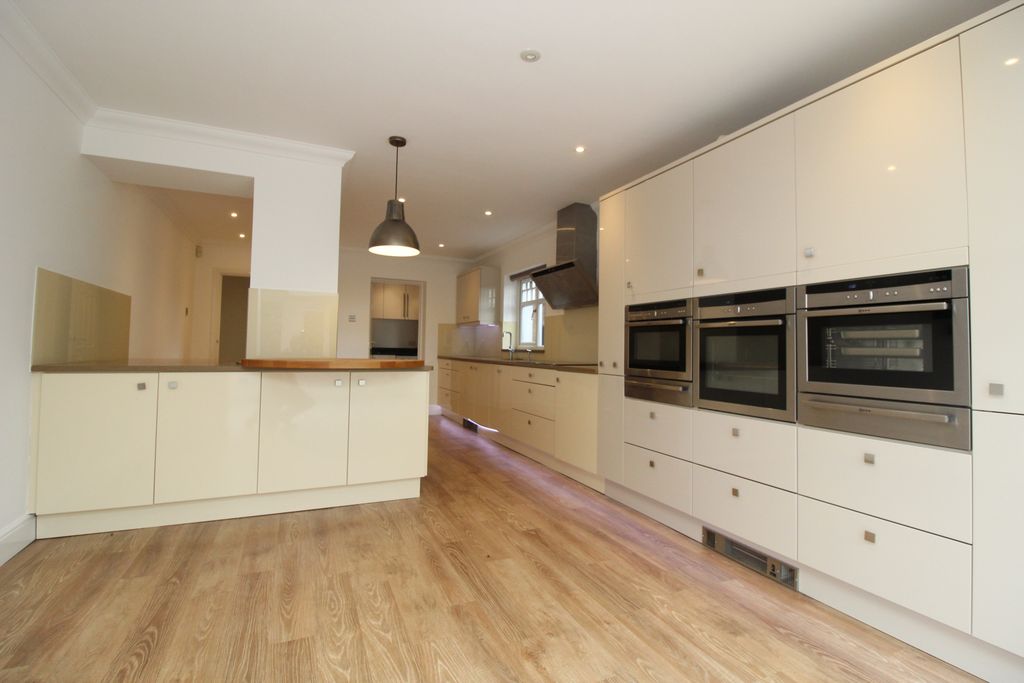 Property photo 3 of 22 Kitchen View 1