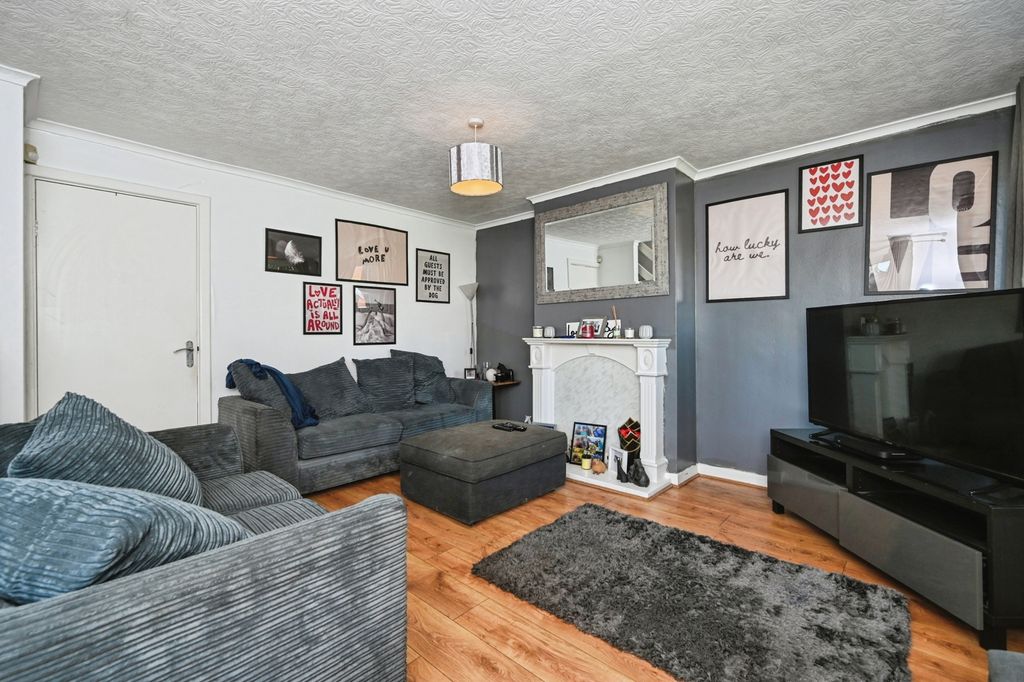Property photo 3 of 16 Living Room