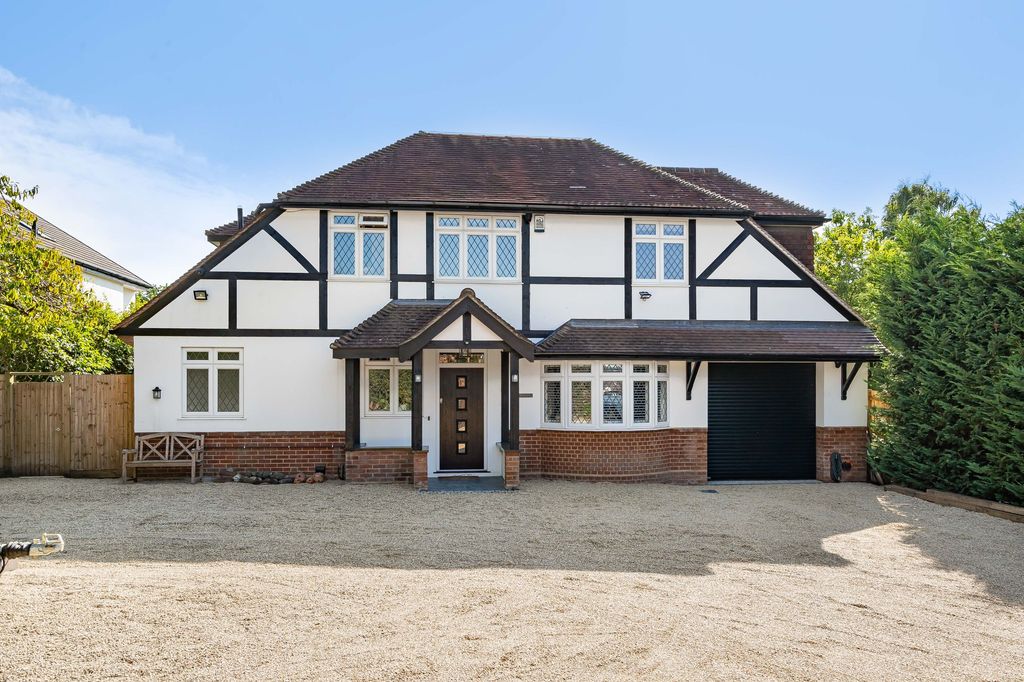 Property photo 1 of 36
