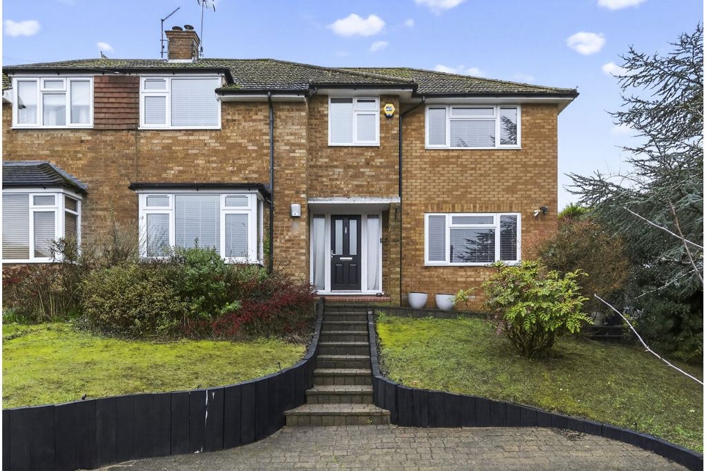 Property photo 1 of 20 Front View