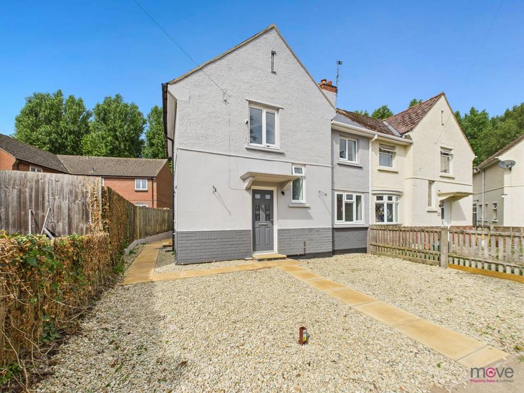 Property photo 1 of 32