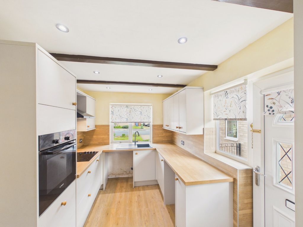 Property photo 2 of 16 4832023