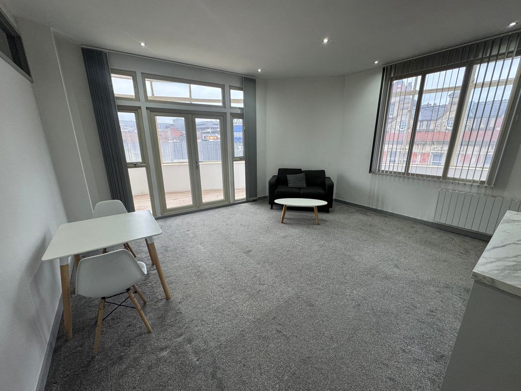 Property photo 3 of 11 Image