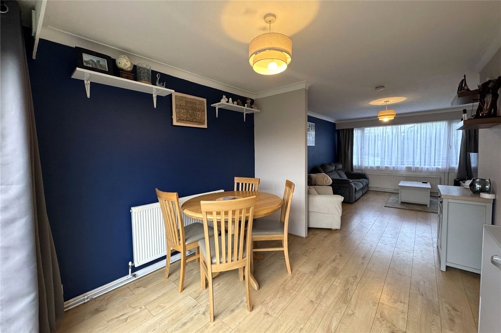 Property photo 2 of 15 Picture No. 34