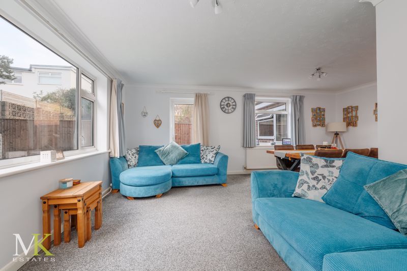 Property photo 2 of 17 Photo 9