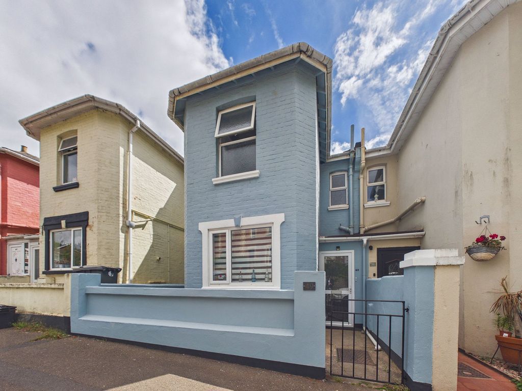 Property photo 1 of 24