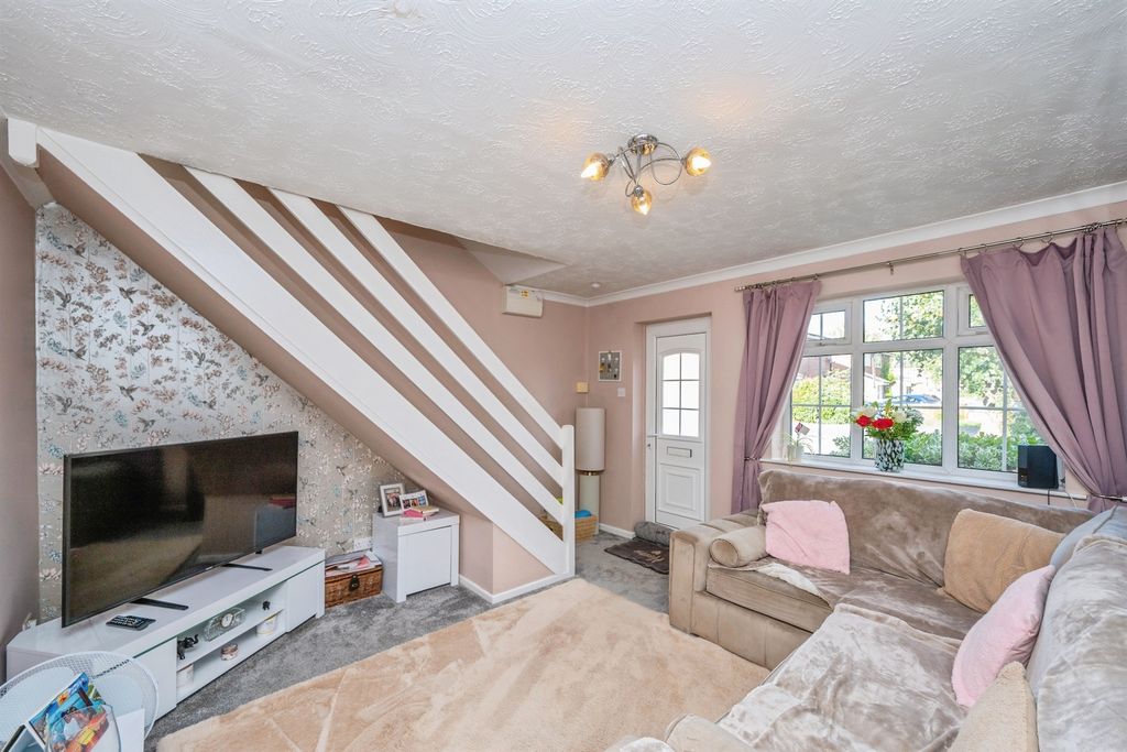 Property photo 3 of 18