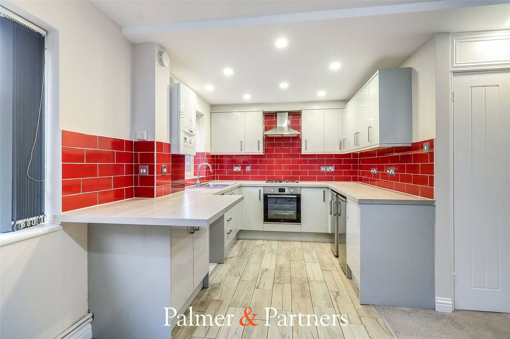 Property photo 3 of 10 Picture No. 03