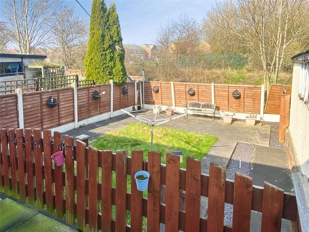 Property photo 2 of 10 Picture No. 44