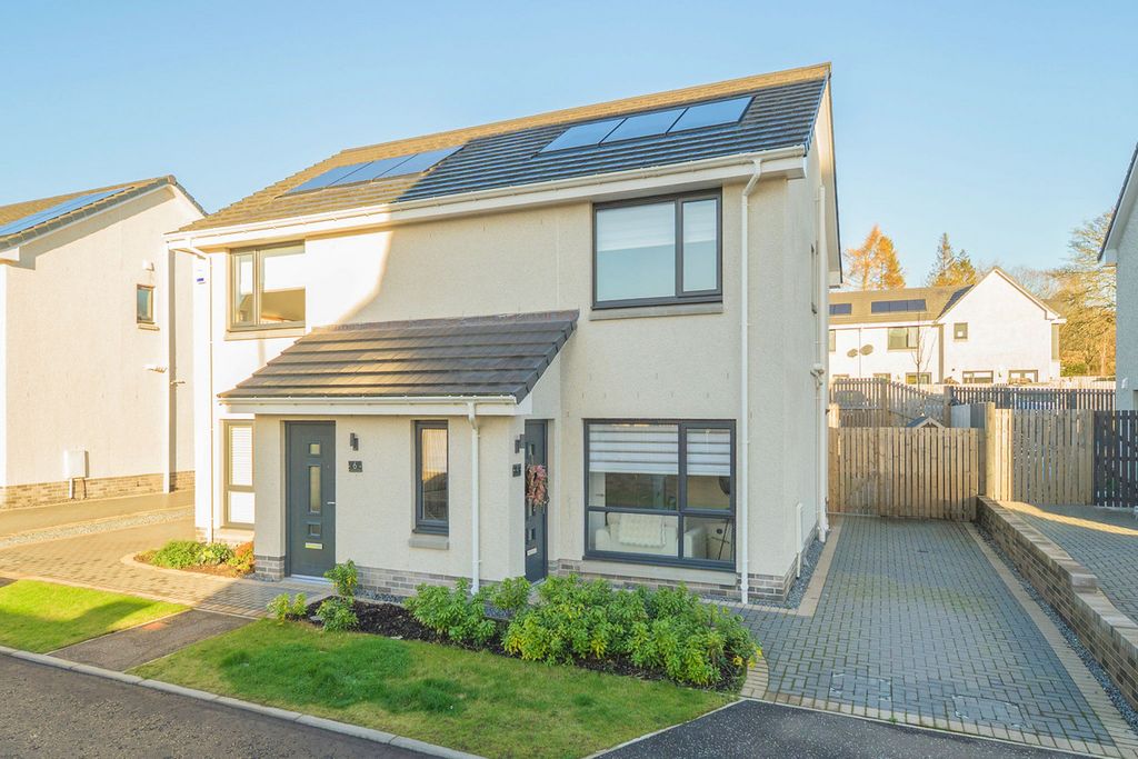 Property photo 1 of 24