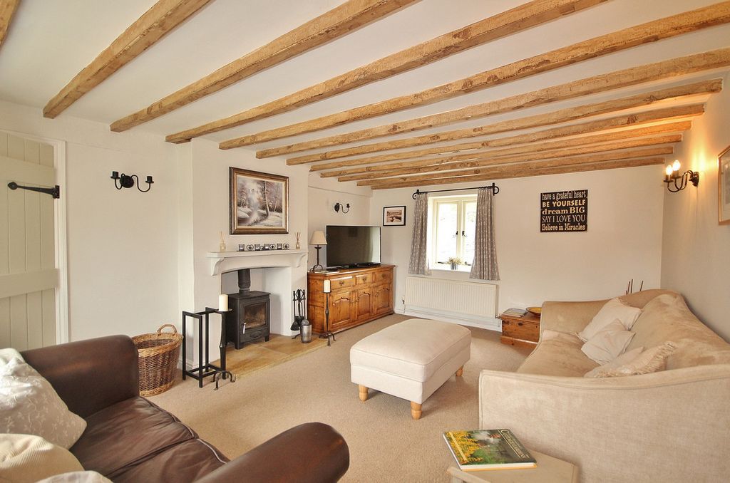 Property photo 2 of 14