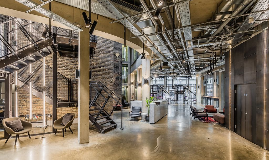 Property photo 3 of 17