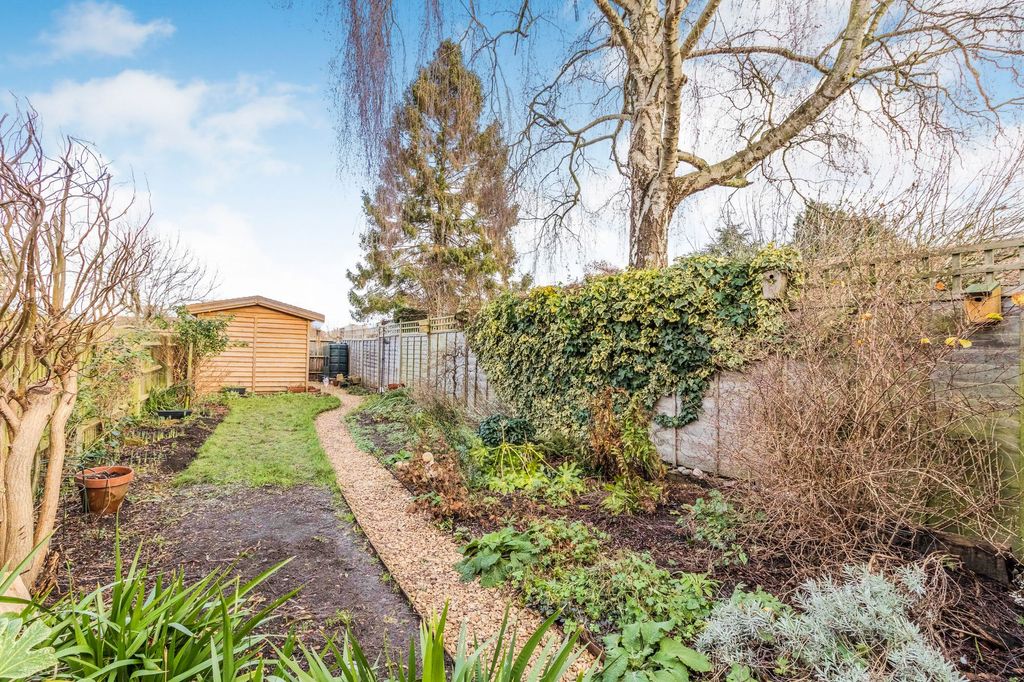 Property photo 3 of 16 Garden