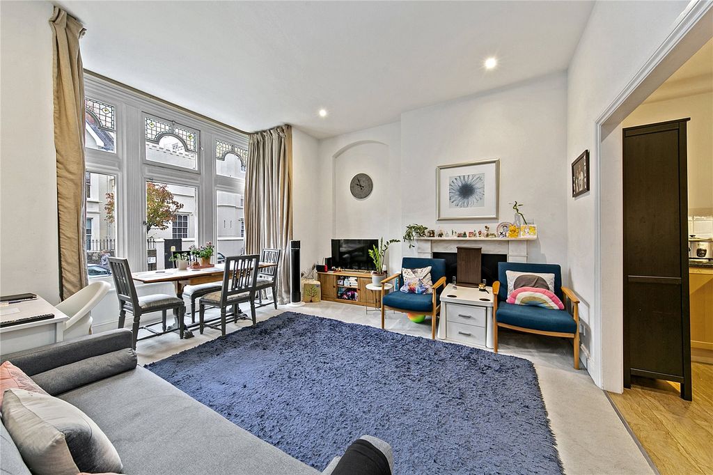 Property photo 2 of 10 Picture No. 02