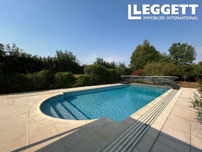 Property photo 2 of 10