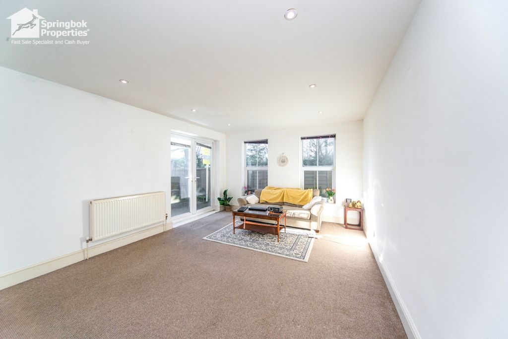 Property photo 2 of 10 Image 2