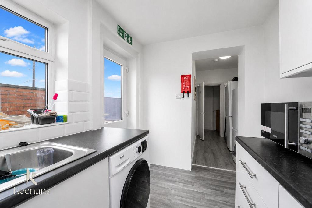 Property photo 3 of 17 56-17.Jpg