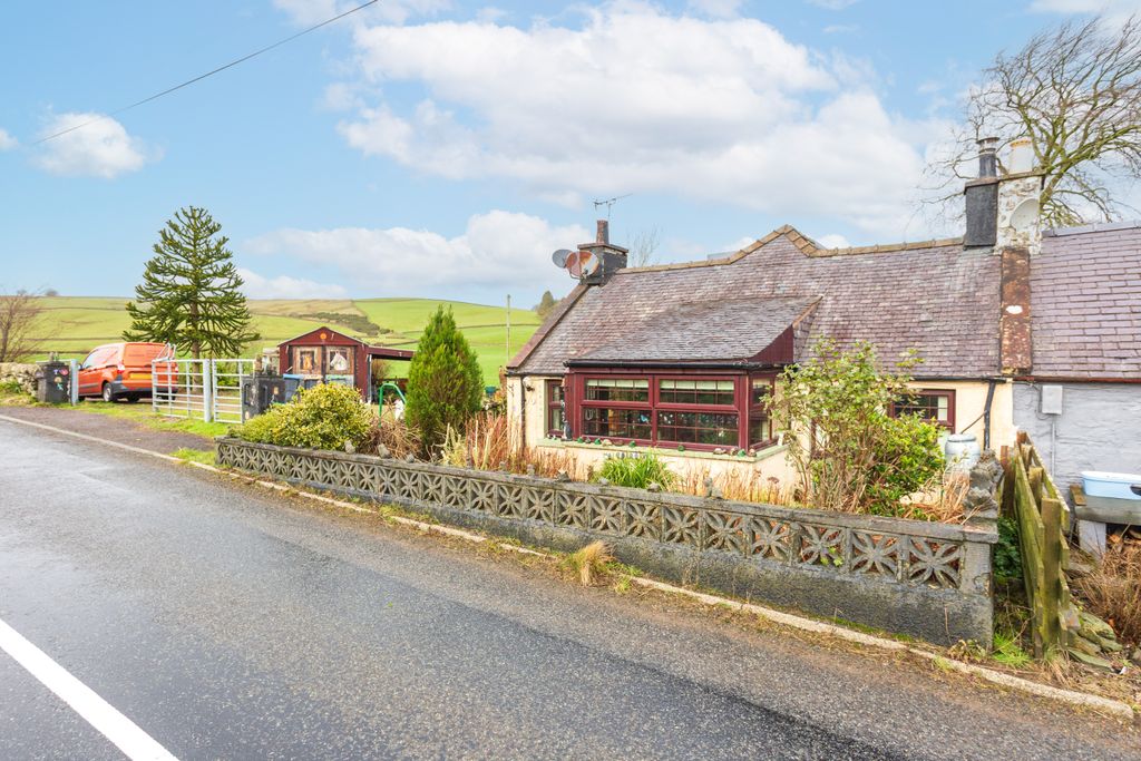 Crocketford, Dumfries DG2, 4 bed end terrace house for sale, £200,000 ...