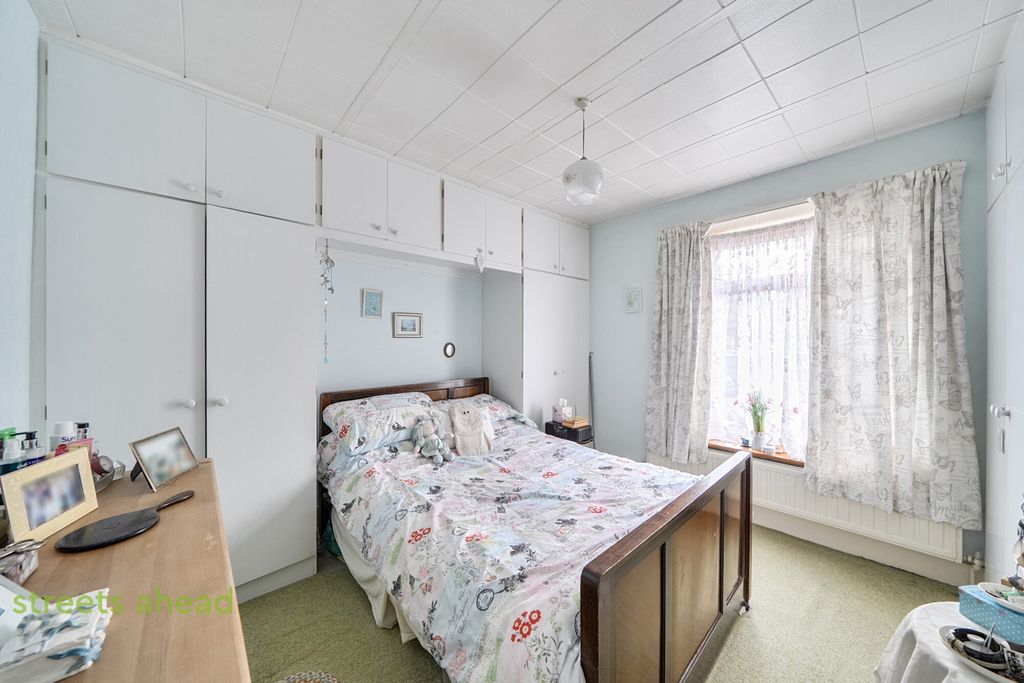 Property photo 3 of 16 5Bb1F6B7-322B-4Fd...
