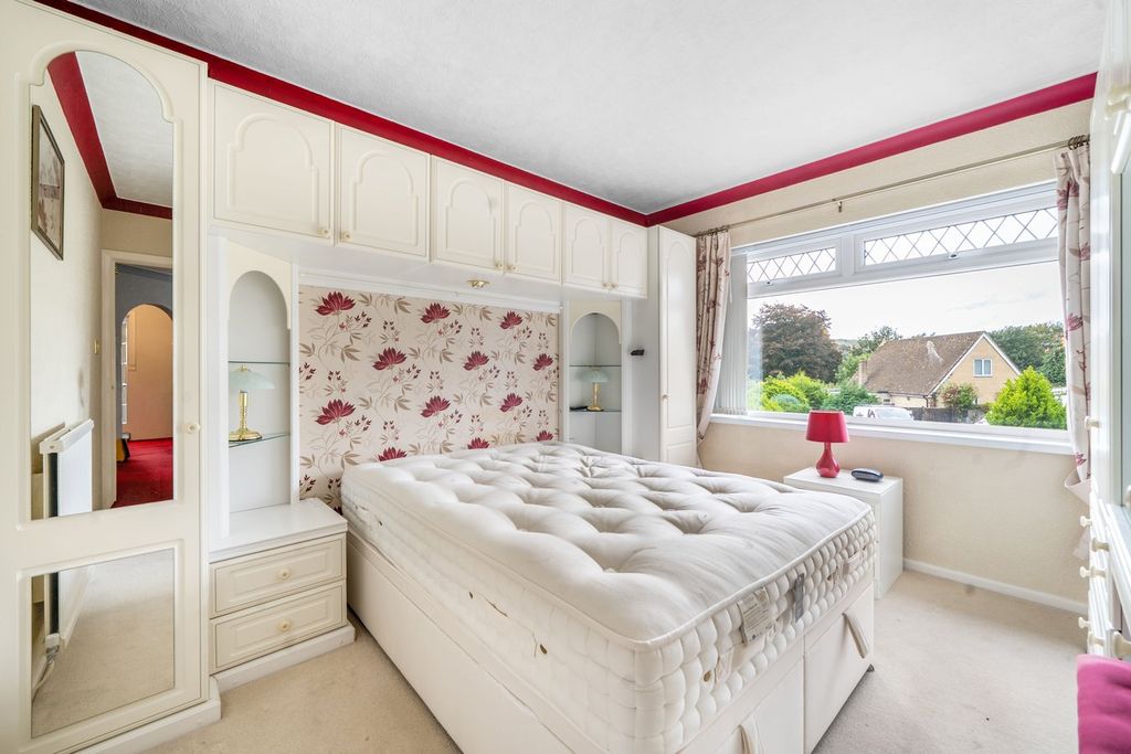 Property photo 3 of 15