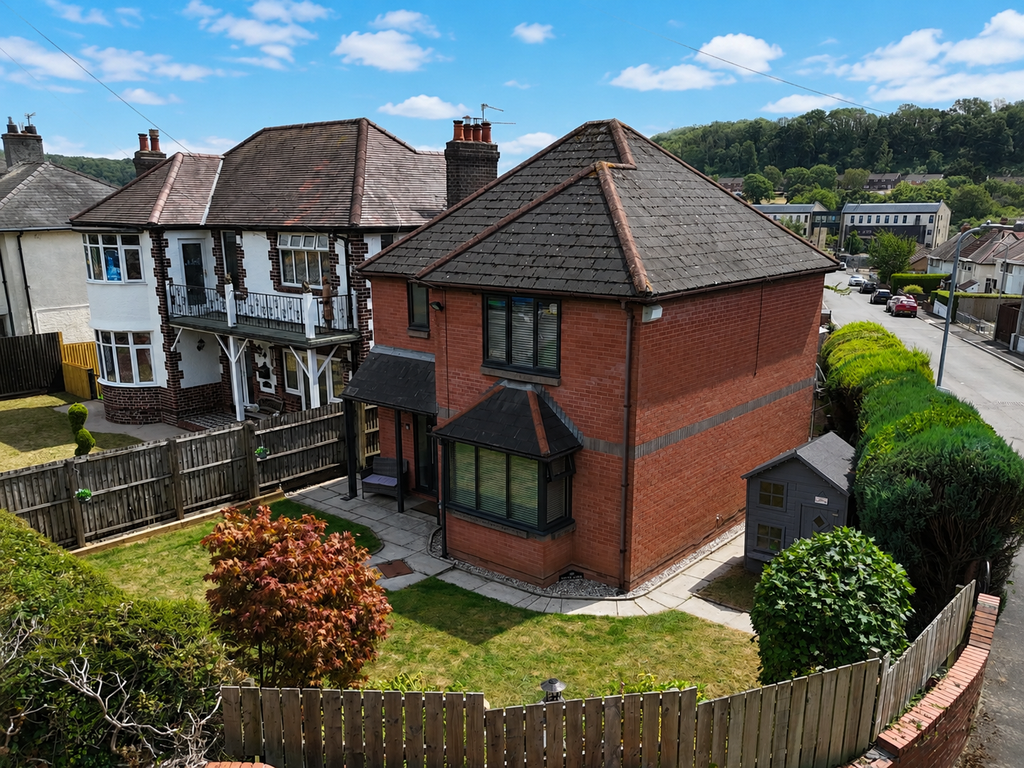 Property photo 1 of 31