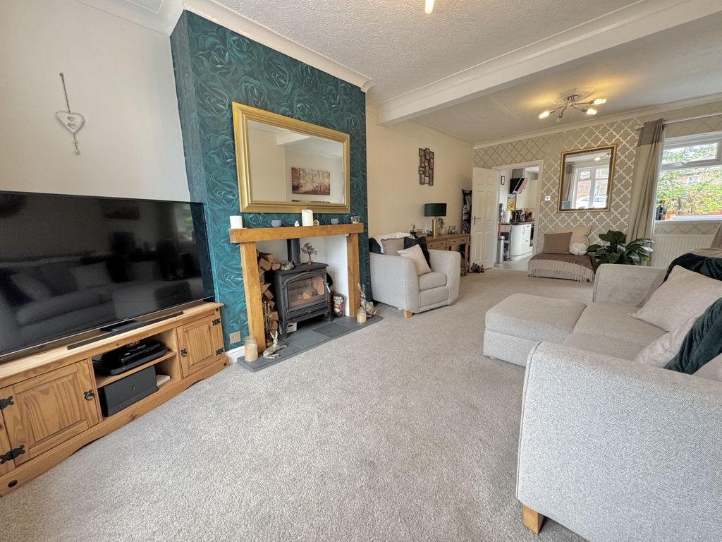 Property photo 3 of 20 Img_1205