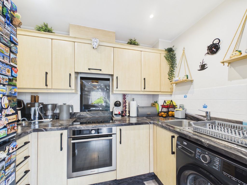 Property photo 3 of 10 Picture No. 09