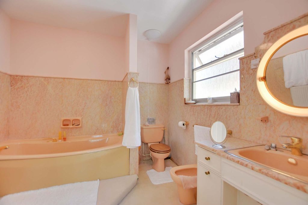 Additional image 27 of 5 bed detached house for saleBarrington Road, Stoneygate, Leicester LE2
