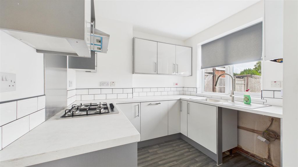 Property photo 2 of 12 Kitchen 1.Jpg