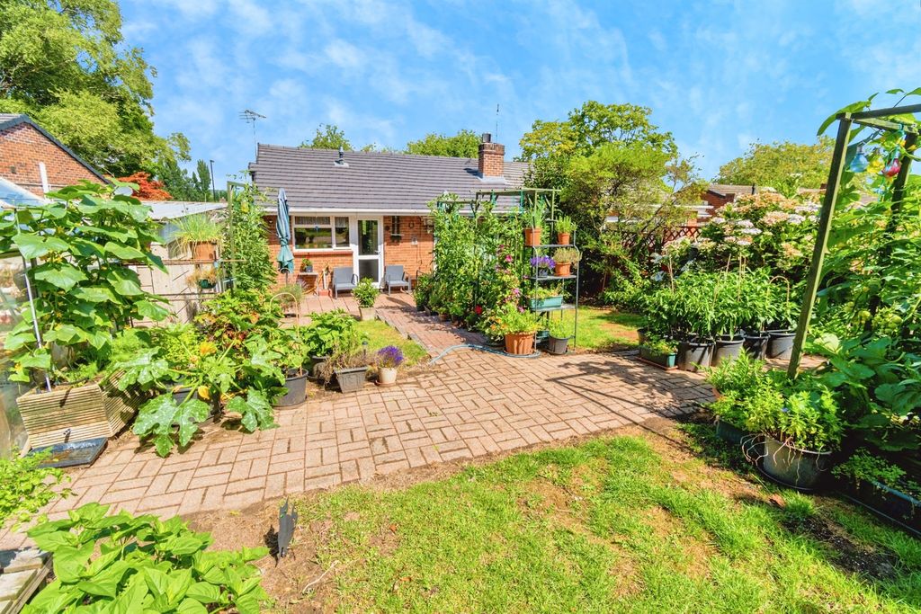 Property photo 2 of 22