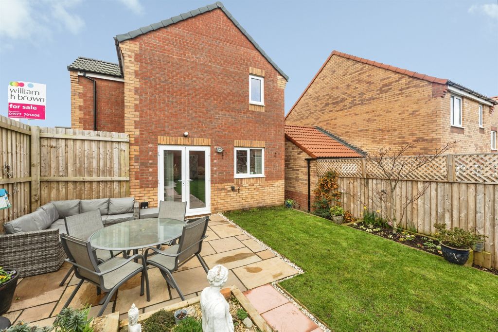 Property photo 2 of 20