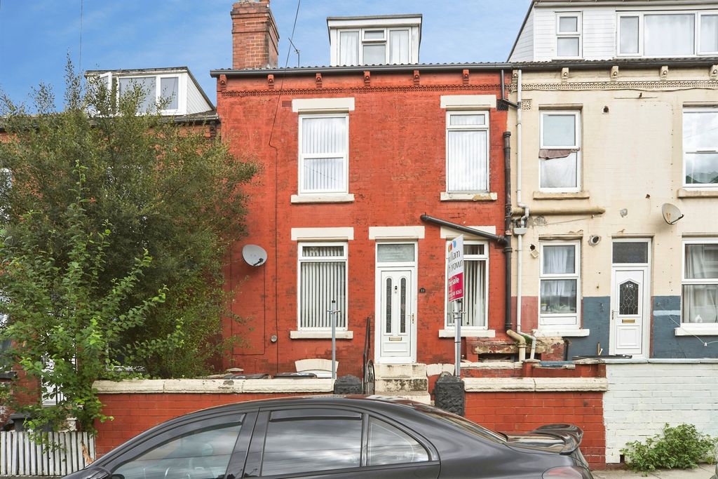 Property photo 1 of 11