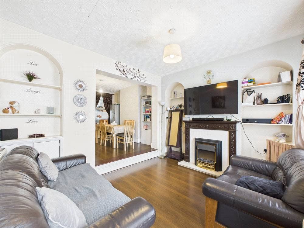 Property photo 2 of 16 Picture No. 02