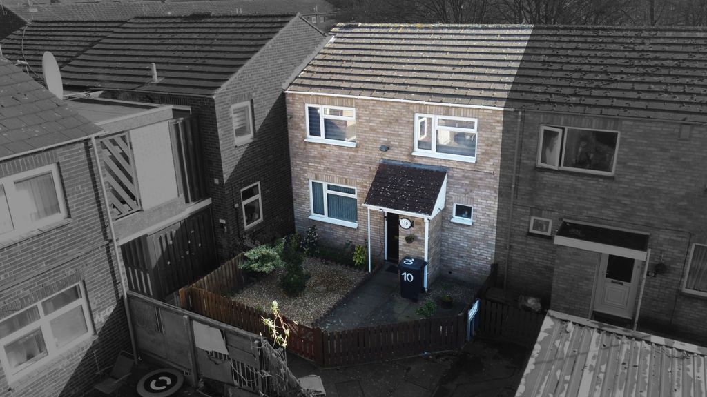 Property photo 1 of 21 Mereworth Close, New Humberstone, Leicester, Leicestershire, Le5 0Ns