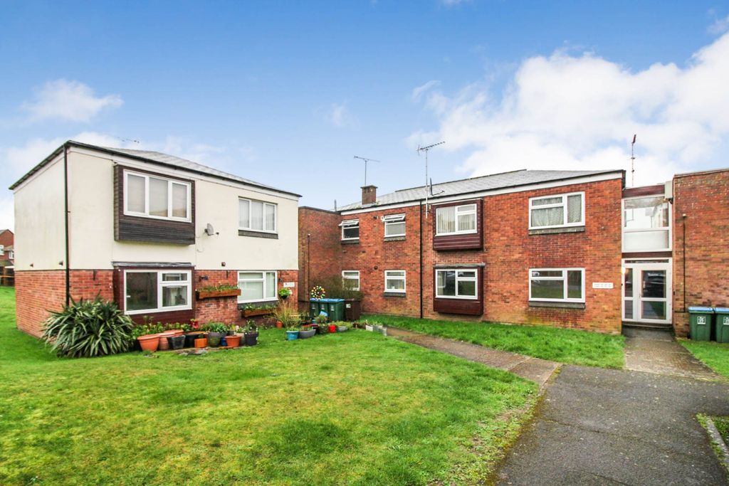 Property photo 1 of 5