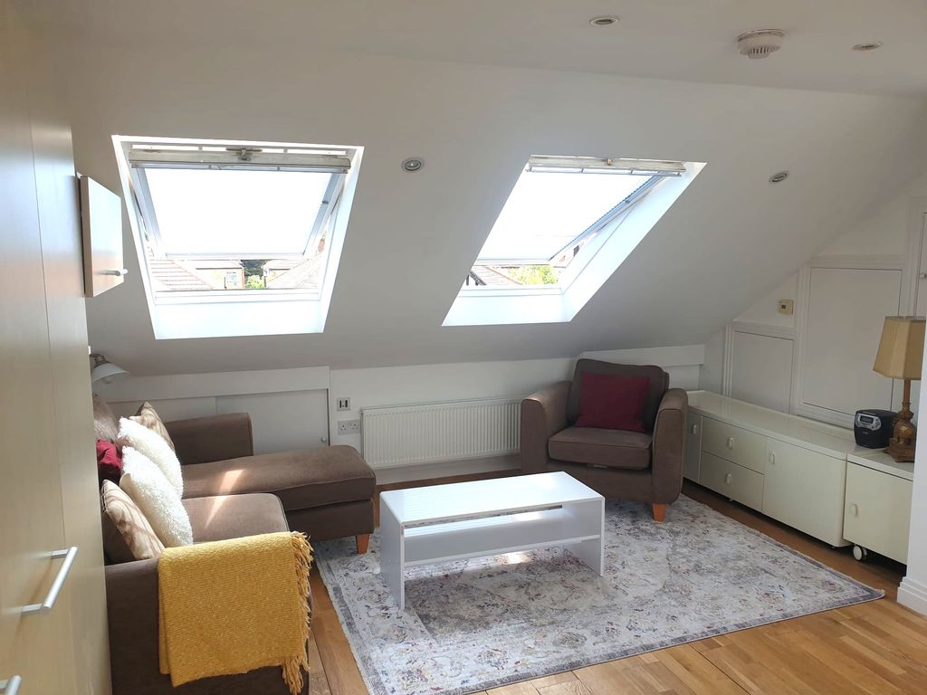 Property photo 1 of 8 0d8E0E05-A843-413c-B3E3-6Adf12340A34