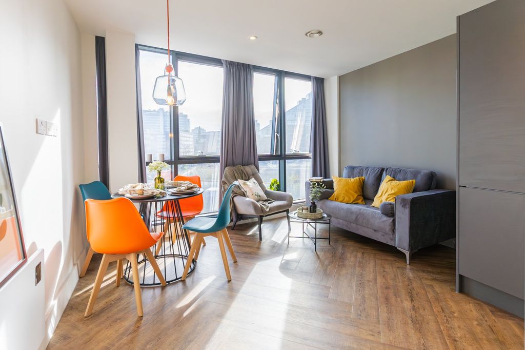 Property photo 2 of 15 Picture No. 01