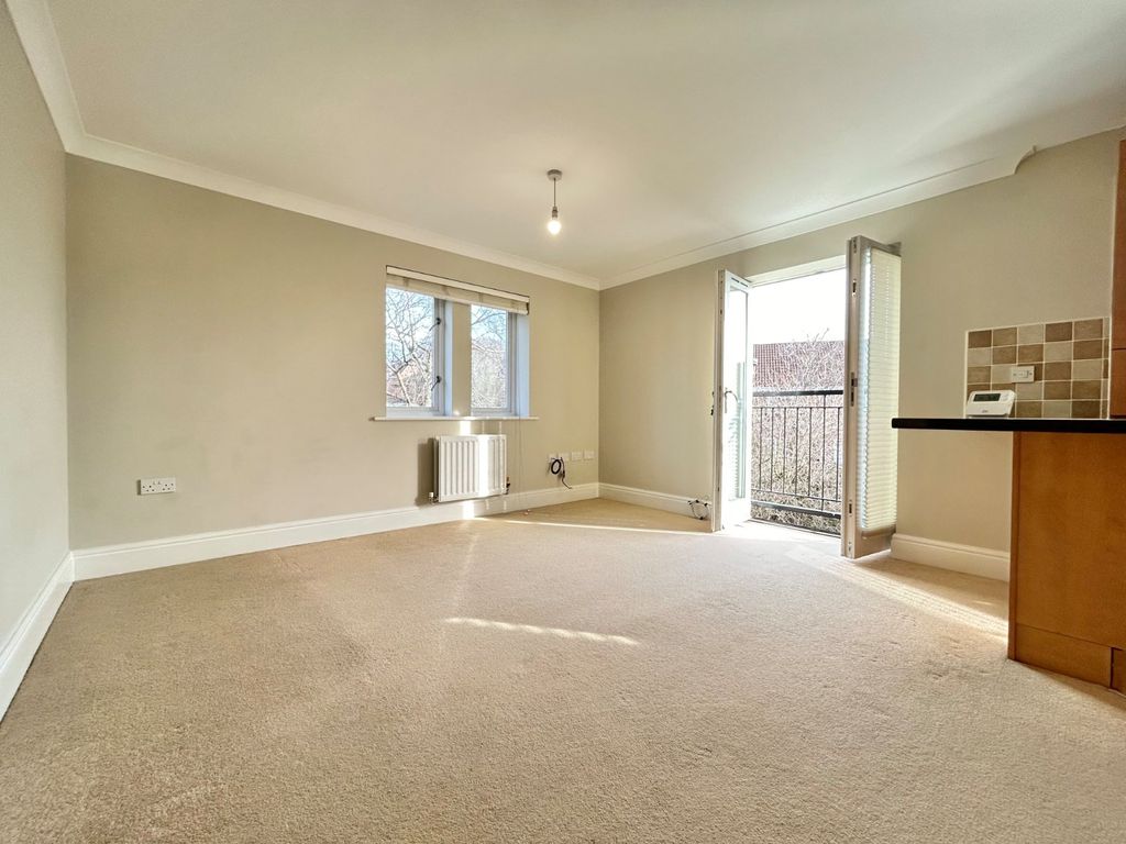 Property photo 2 of 15 Picture No. 19