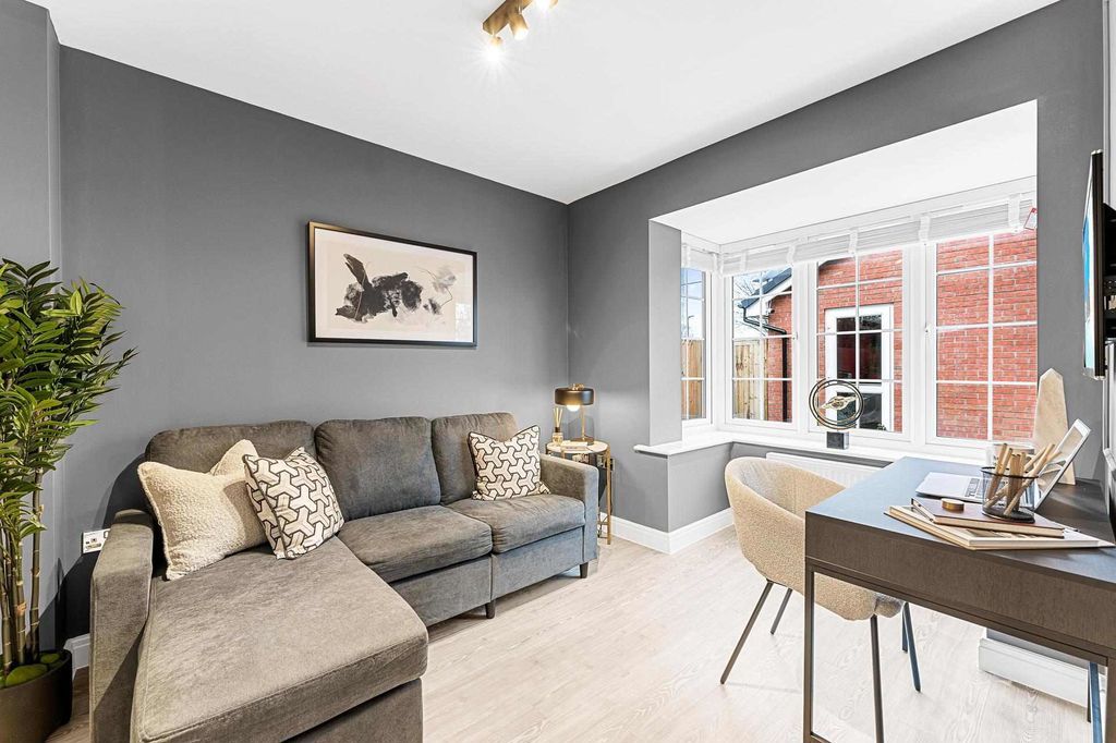 Property photo 2 of 21 Photo 2