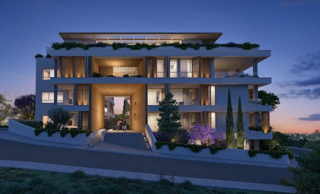 Property photo 3 of 18