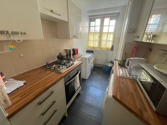 Property photo 2 of 5 Kit