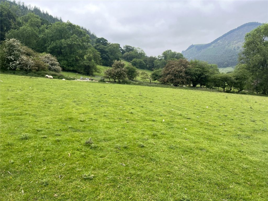 Property photo 2 of 5 Picture No. 16