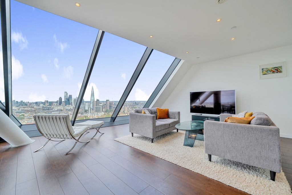 Property photo 1 of 36