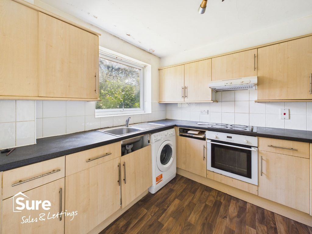 Property photo 2 of 9 4386422